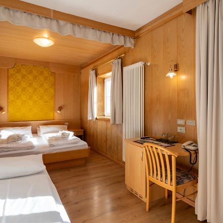 Mytime Hotels Savoy Vigo di Fassa Exterior photo