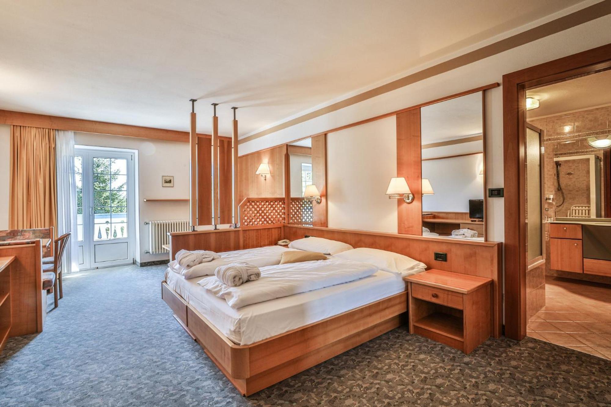 Mytime Hotels Savoy Vigo di Fassa Room photo